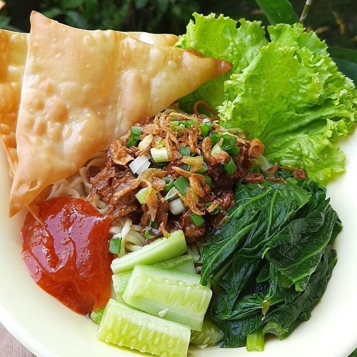 Mie ayam by sati_2203