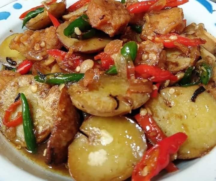 Oseng jengkol jambal roti
